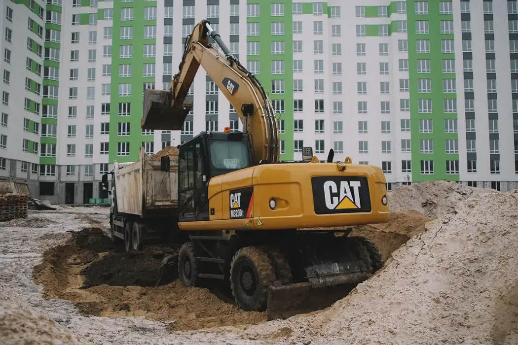 Розпочали земляні роботи на будівельному майданчику 2-го будинку ЖК City Park II-ї черги
