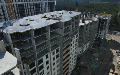 Ставимо енергоефективні вікна Rehau для комфортного життя біля парку. Ми розпочали скління 4-го будинку ЖК City Park II черга.