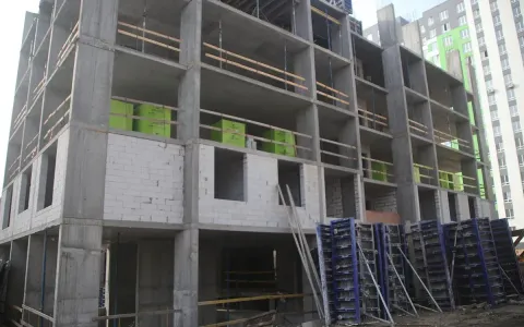 Перший будинок ЖК City Park II черга вже “виріс” до 6-го поверху