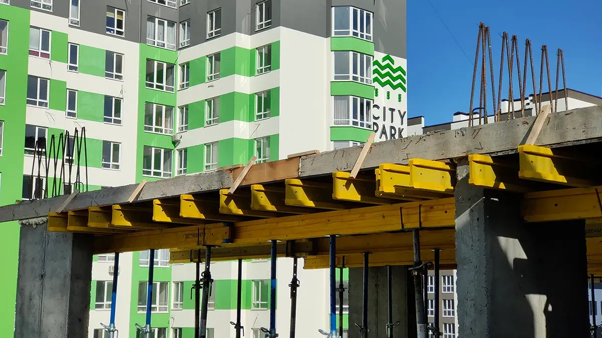 Готовність моноліту — до 60%. В другій черзі ЖК City Park продовжуються монолітні роботи - 1