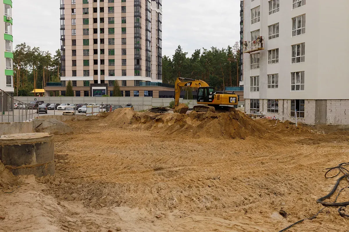 В другій черзі ЖК City Park триває благоустрій прибудинкової території - 4